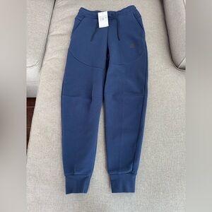 Nike Mens Tech Fleece Joggers NWT Size XS
